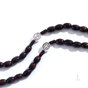 Chapelet traditionnel, croix métallique, objet de dévotion