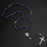 Accessoire de prière : chapelet bleu élégant
