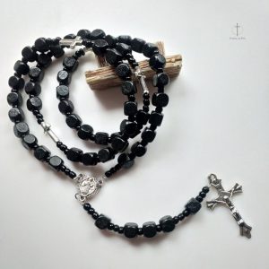 Chapelet homme avec croix traditionnelle en métal
