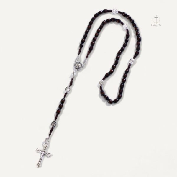 chapelet-crucifix-perles-marron-1 Chapelet marron avec crucifix en perles