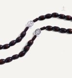 Chapelet en perles marron, accessoire de prière traditionnel