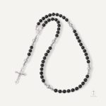 Chapelet avec perles et crucifix en argent