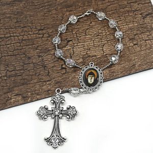 Chapelet en bois pour la spiritualité chrétienne