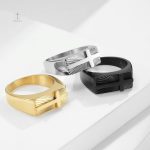 Bague Croix stylée pour un look moderne