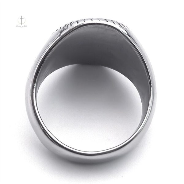 Accessoire spirituel : bague Croix pour un style unique et croyant