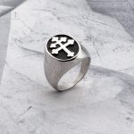 Chevalière argent avec motif Croix de Lorraine
