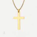 Collier Cubaine avec pendentif croix élégant et moderne