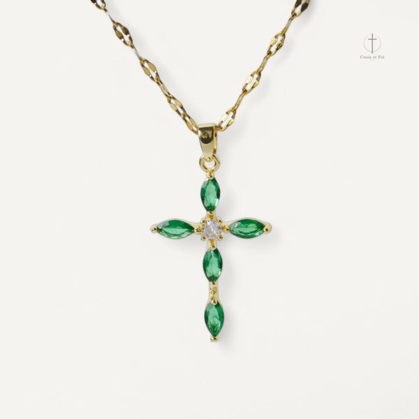 collier-chretien-priere-femme-1 Collier Prière Femme en croix chrétienne