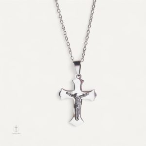 Accessoire religieux : collier Croix avec Christ