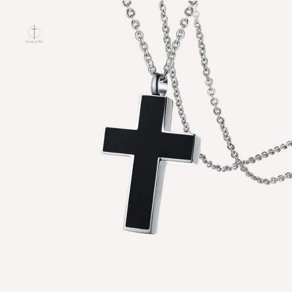 Collier avec charme Croix intemporel