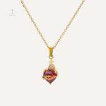 Collier Croix Sacré en design cœur