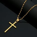 Accessoire Croix en acier inoxydable, style intemporel