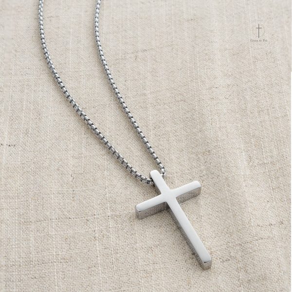 Collier en Acier avec Motif Croix