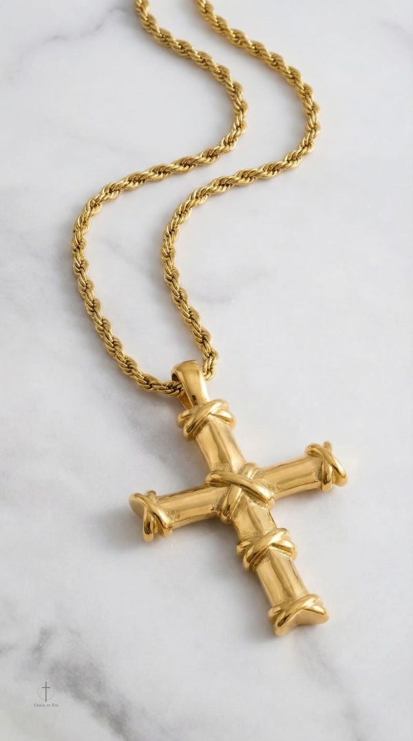 Collier Croix, un essentiel de la bijouterie