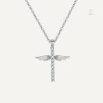 Collier Croix avec motif d'ange, accessoire féminin stylé