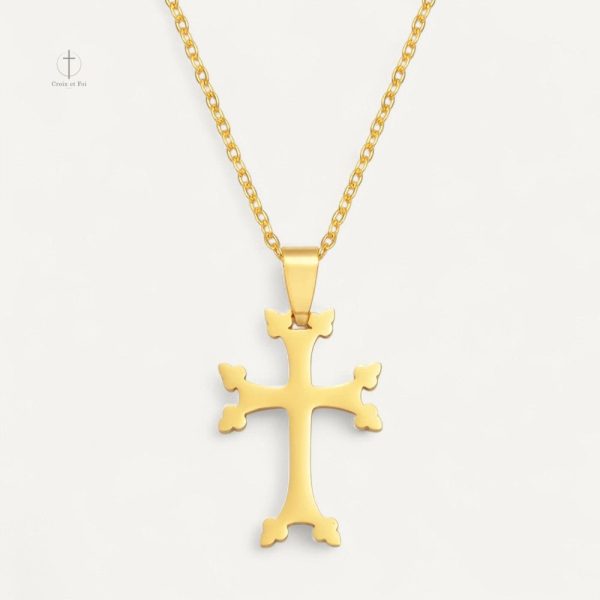 Collier Croix Apostolique en Acier Doré