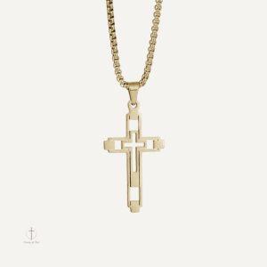 Collier Croix Baroque en design élégant