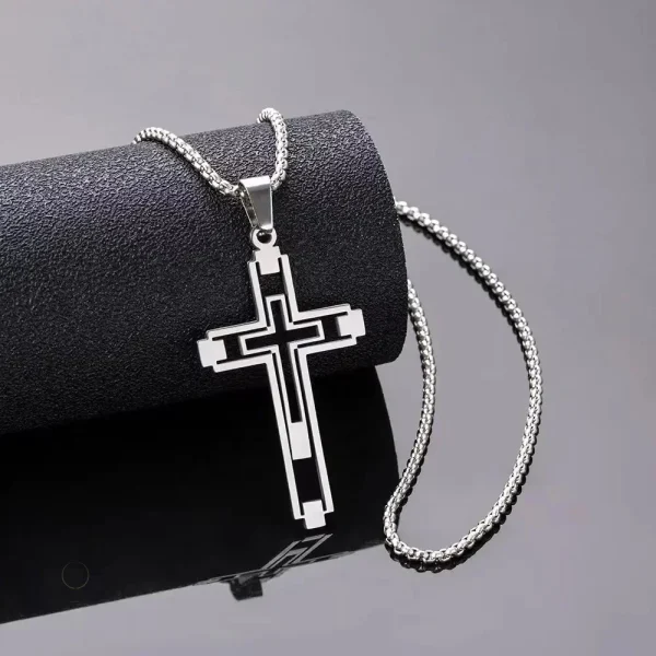 Accessoire mode croisé baroque