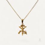 Collier Croix Christ Sculpté