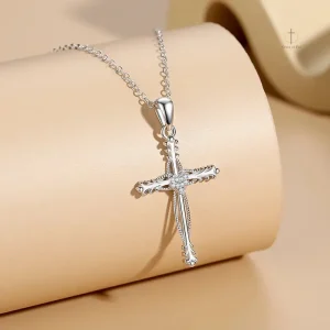 Bijou croix coeur, style raffiné pour femme