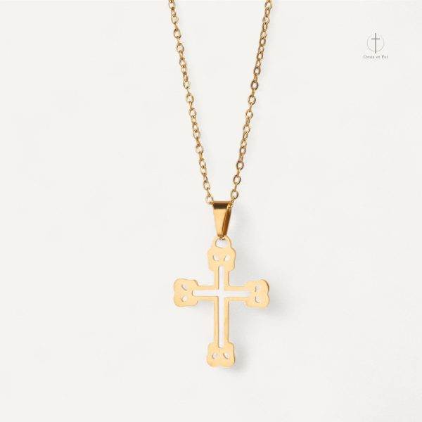 Collier Croix Lueur Chrétienne élégant et spirituel