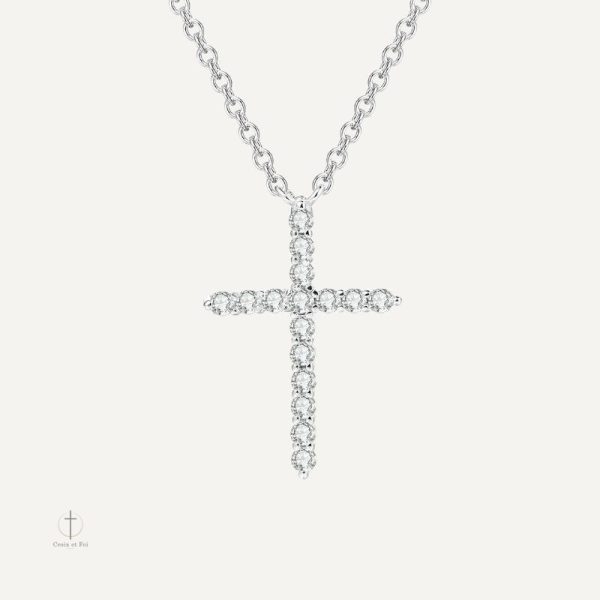 Collier croix orné de cristal scintillant