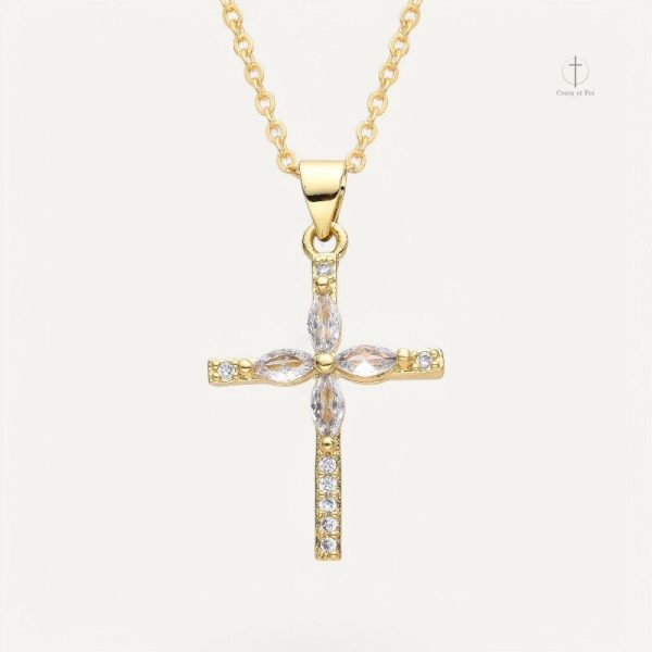 Collier Croix Cristalline élégant et moderne
