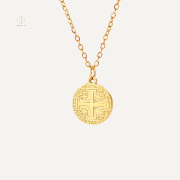 Collier Croix de Jérusalem en métal élégant