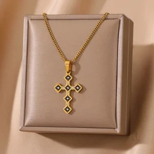 Collier croix en ébène avec finition dorée