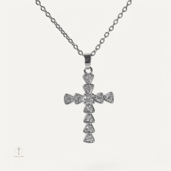 Accessoire raffiné Croix avec éclat de cristaux