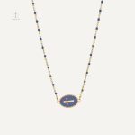 Collier Croix Élégance Céleste en métal raffiné