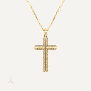 Collier croix femme en acier inoxydable élégant