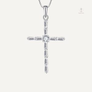 Accessoire féminin en forme de croix avec cristaux décoratifs