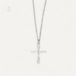 Collier Élégant Croix Ajourée