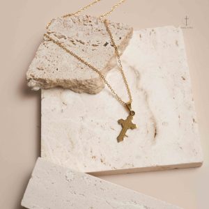 Accessoire de mode : Collier Croix gravé