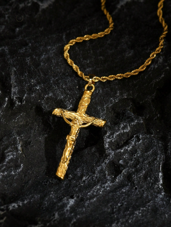 Collier en croix pour homme, design inspiré de la spiritualité