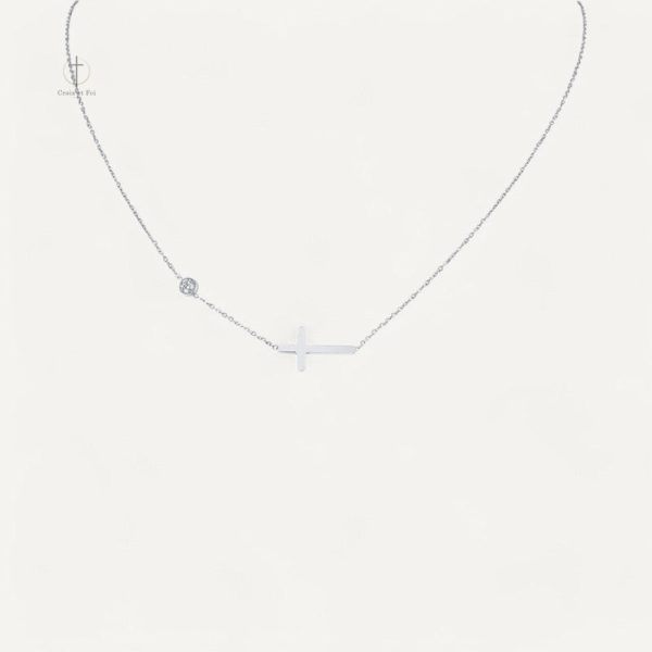 Collier Croix, un symbole d'élégance et de foi
