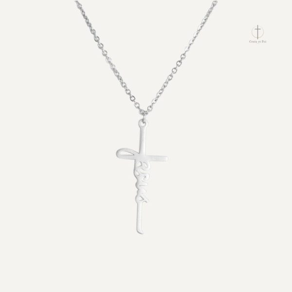 Collier en croix représentant Jésus, accessoire spirituel