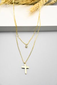 Collier Croix Minimaliste Double Chaîne élégant et moderne