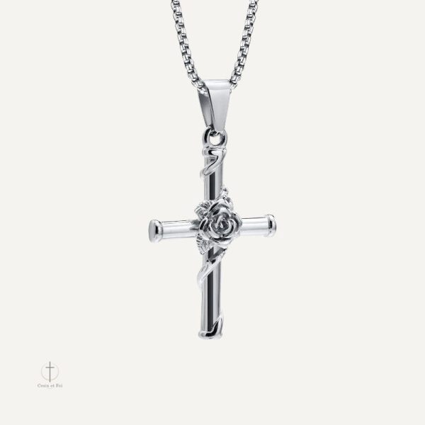 Collier en chaîne avec Croix rose stylisée