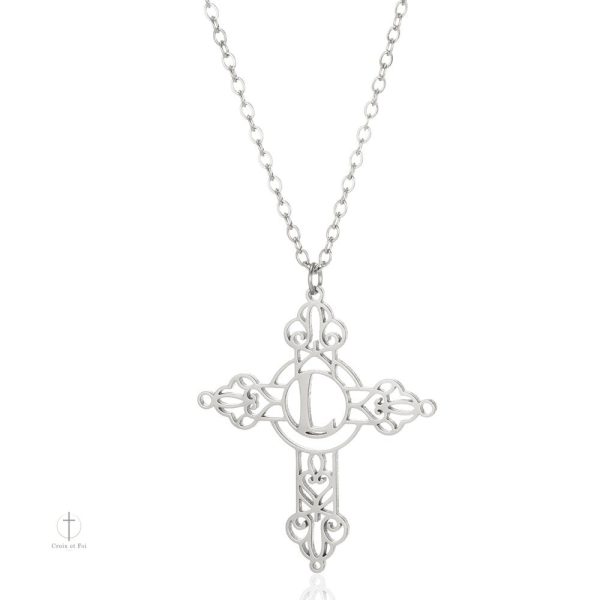 Collier avec Croix et date gravée