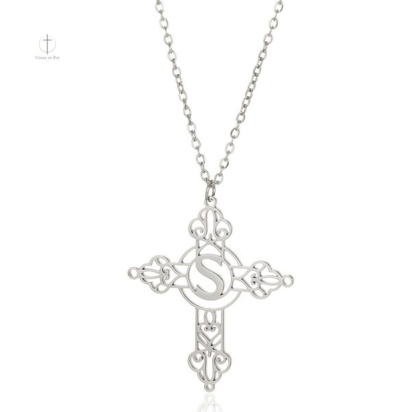 Collier Croix élégant pour toutes occasions