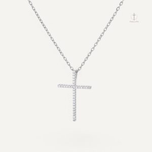 Collier Croix moderne, orné de zirconium