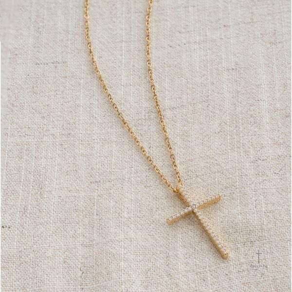 Élégant collier Croix avec détail en pierre