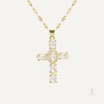 Collier Croix Religieuse en argent avec zirconiums