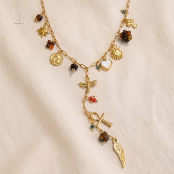 Accessoire mode : collier sautoir à breloques