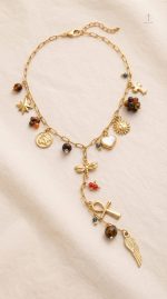 Sautoir à breloques, parfait pour toutes les occasions