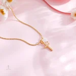 Collier moderne croix, Zircon et cœur nacre scintillant