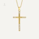 Collier Croix Doré en Zirconium Cubique