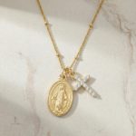 Accessoire spirituel : Collier Vierge Miraculeuse et Croix